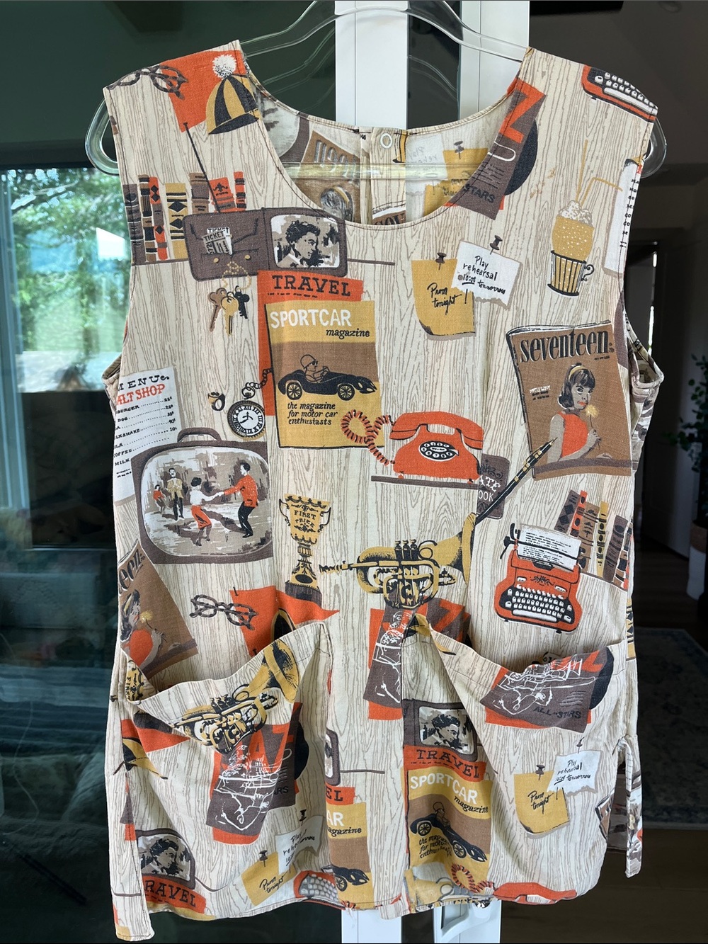 Vintage Apron Handmade Orange Yellow Brown Pockets Snap Back Closure Retro